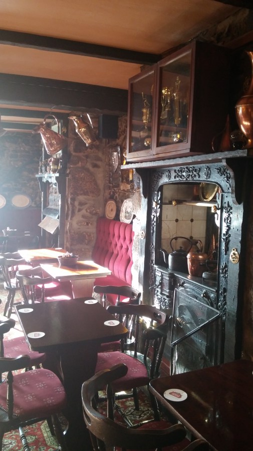 CAMBORNE – MERTHYR WITH PALM&nbsp;TREES