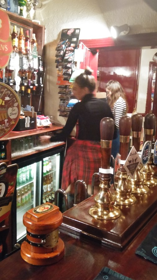 LUTON AIRPORT  OO-EE-OO & THE ENGLISH&nbsp;ROSE