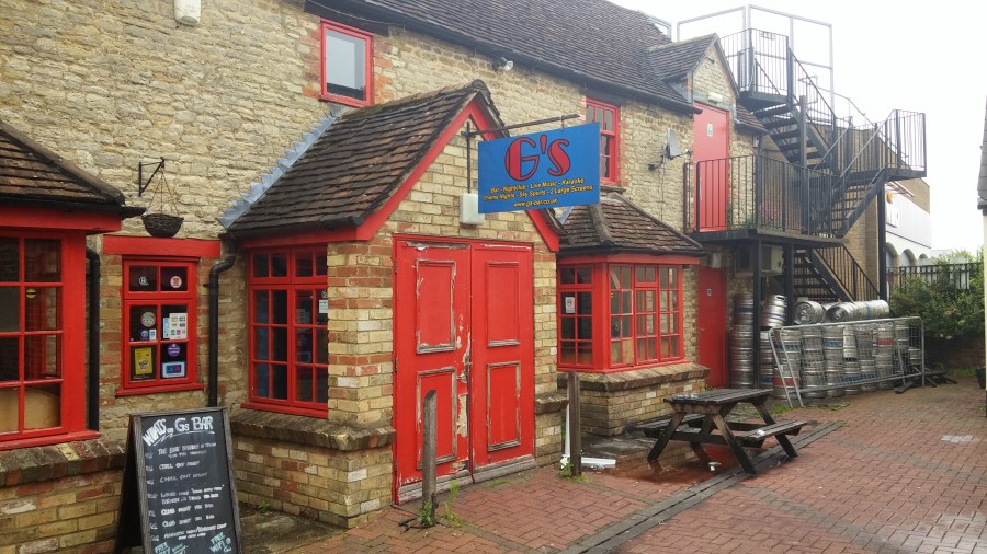 SLIM PICKINGS IN BICESTER&nbsp;VILLAGE