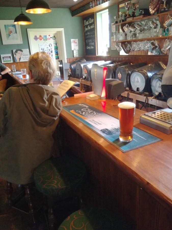 GRAVITY DISPENSE, BABY LAMBS & PIPERS CRISPS IN&nbsp;CONINGTON