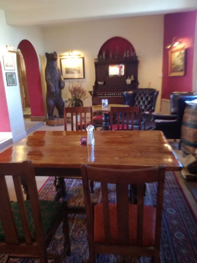 CLASSIC CATS & CLAPPED-OUT CARS IN&nbsp;HODNET