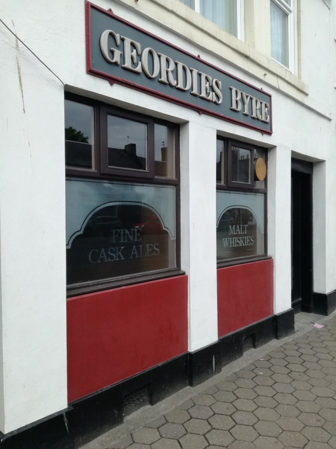 TOP 100 PUBS – GEORDIE’S BYRE,&nbsp;AYR