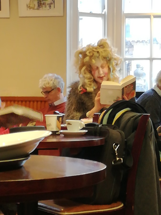 FESTIVAL OF NINE LESSONS ABOUT OXFORD&nbsp;PUBS