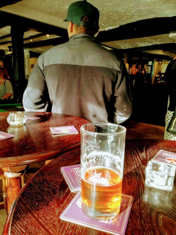 HIGH TABLES IN LOUCHE&nbsp;LUTON