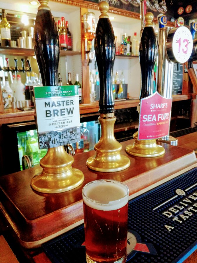 ANNIE LENNOX IS FOLLOWING ME ROUND&nbsp;KENT