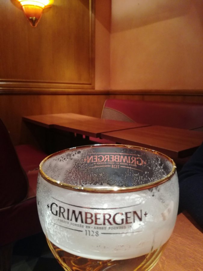 PISSOIRS & PARISIAN PUBS (SORT&nbsp;OF)