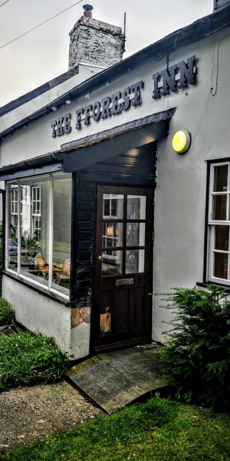 STANDING ROOM ONLY IN THE FFOREST&nbsp;INN