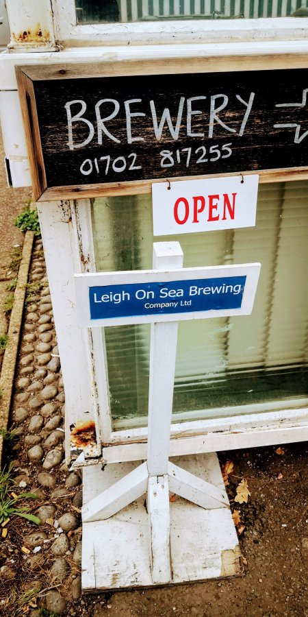 LEIGH-ON-SEA,  IT’S LOVELEIGH