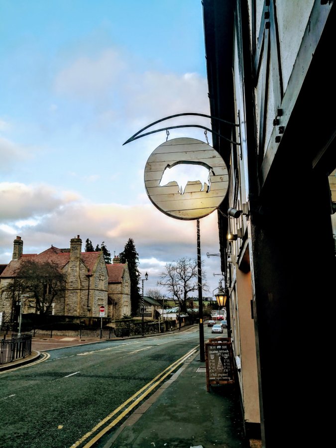 MOLD : THE BEST OF&nbsp;WALES