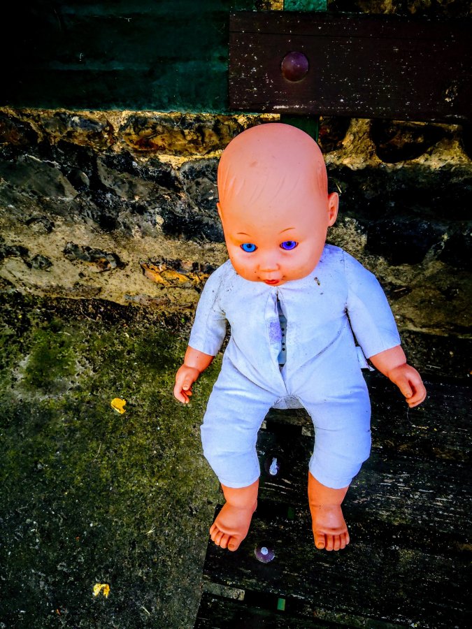 FINCHAM PUTS THE BABY&nbsp;OUT