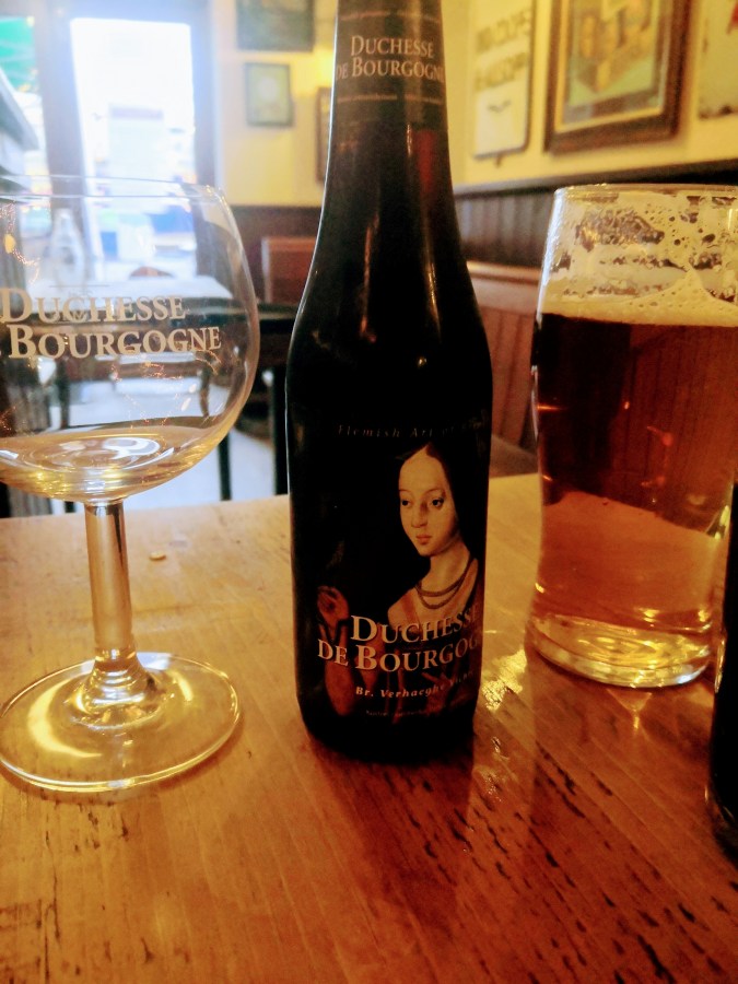 DUCHESSE DE BOURGOGNE