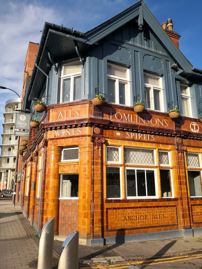 THE CLOSED PUB TILING PORN&nbsp;TRAIL