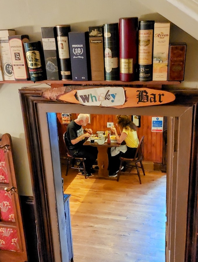 AT LAST, THE&nbsp;ANDERSON