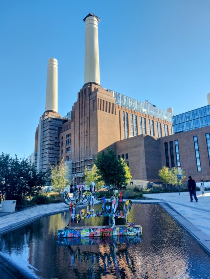 TUBE TICKING AT BATTERSEA POWER&nbsp;STATION