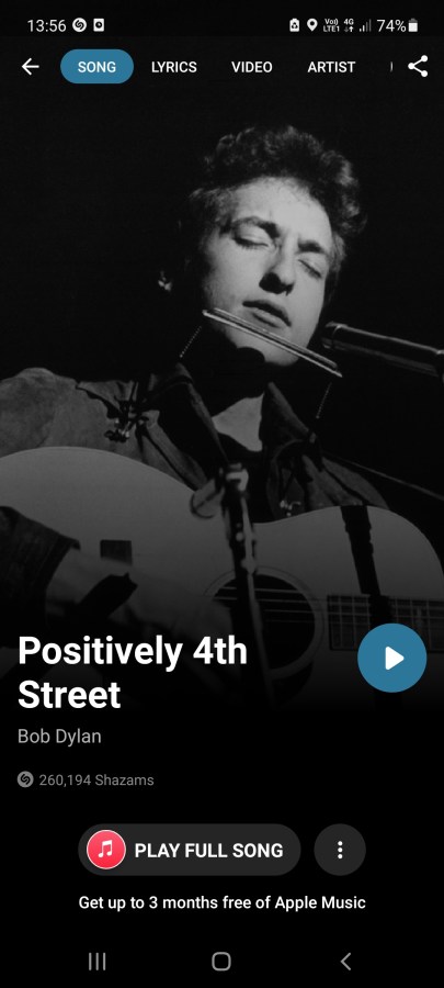 “Mug or straight glass, gents&nbsp;?”