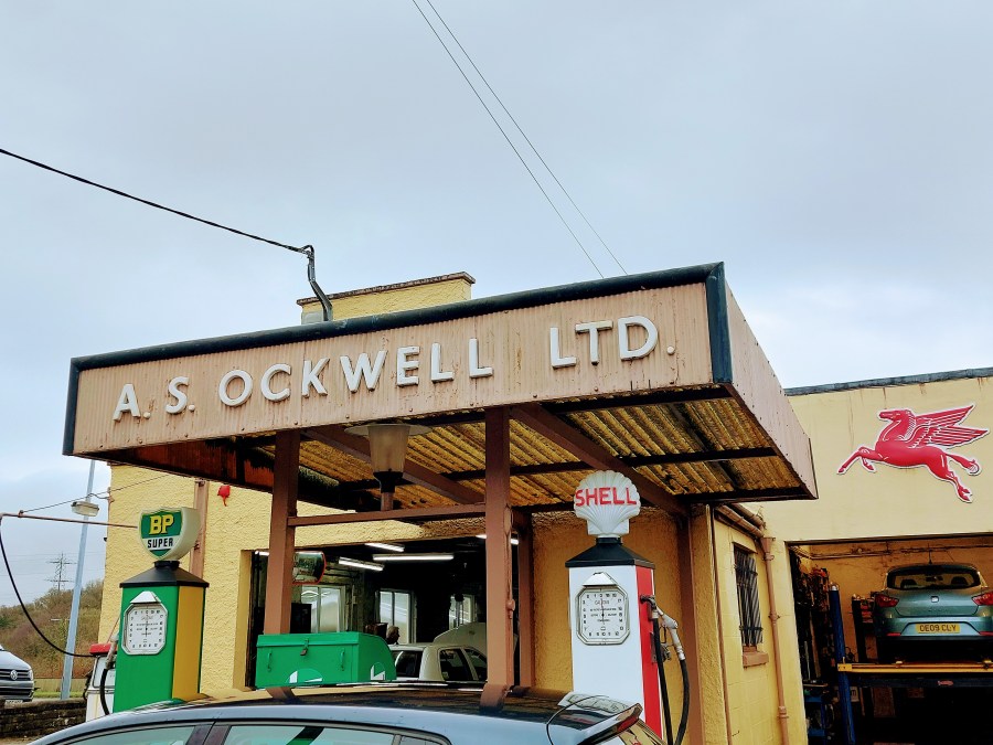 WHAT’S SO SUPER ABOUT PETERSTON-SUPER-ELY ?