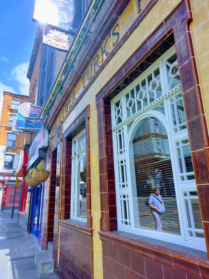 HOLT GOES CHERRY MILD&nbsp;CRAZY