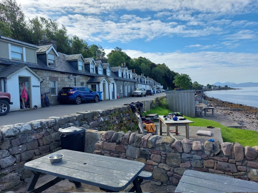 11 (O’CLOCK) TICK (TOCK) – A SLOW DESCENT TO THE&nbsp;APPLECROSS