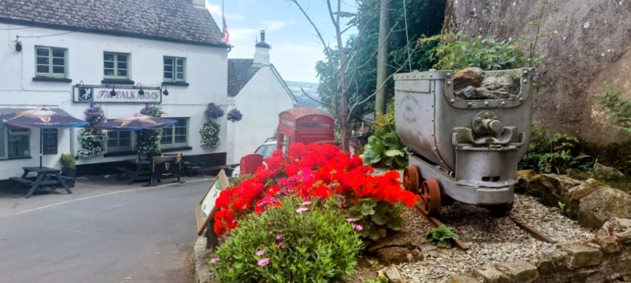 QUEUE JUMPING IN&nbsp;HENNOCK