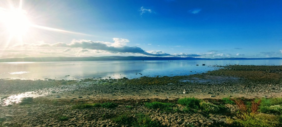 SUN COMES UP, IT’S THURSDAY MORNING (SPOONS BREAKFAST IN LARGS&nbsp;REMIX)