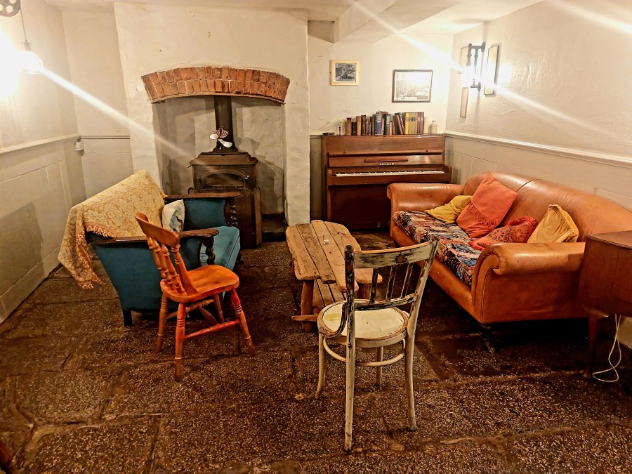 BRAPA’S KNEE AND THE DRIPPY&nbsp;DROPPY