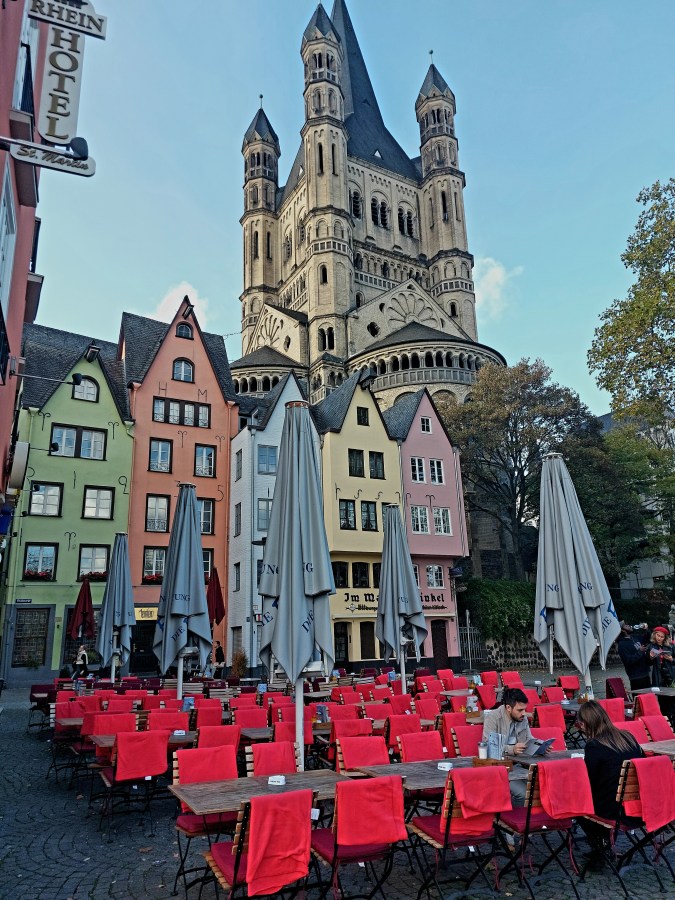 COLOGNE OLD TOWN