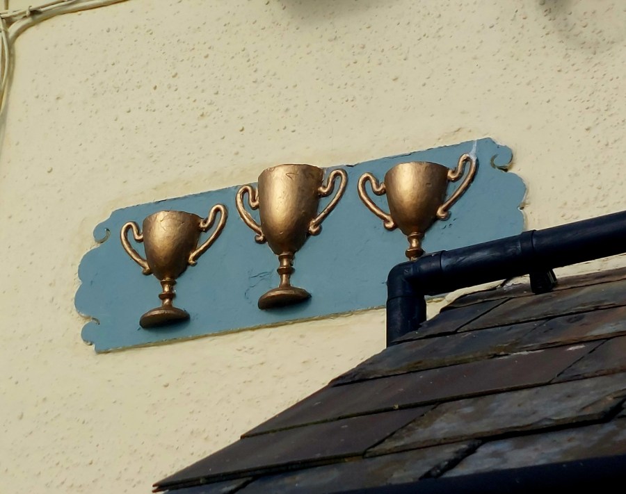 ON SOUTHERNDOWN BEACH