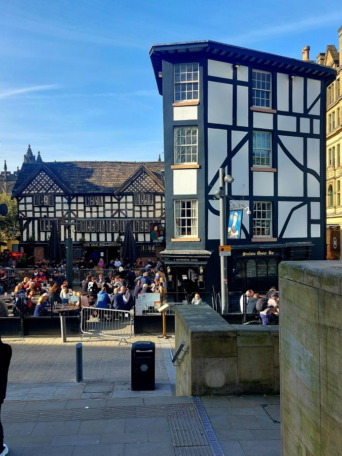 SUNSHINE OVER THE&nbsp;ETIHAD