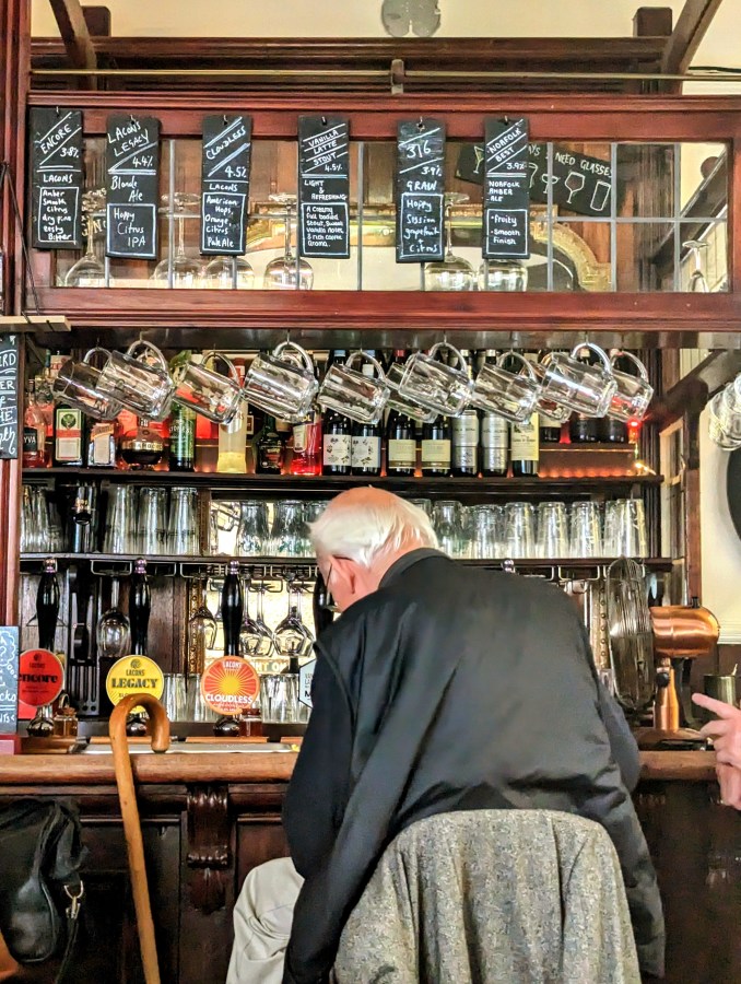 TOP 100 PUBS – THE RED LION,&nbsp;CROMER