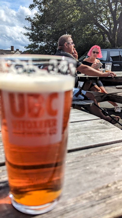 DISPENSING CAREER ADVICE AT UTTOXETER&nbsp;STATION