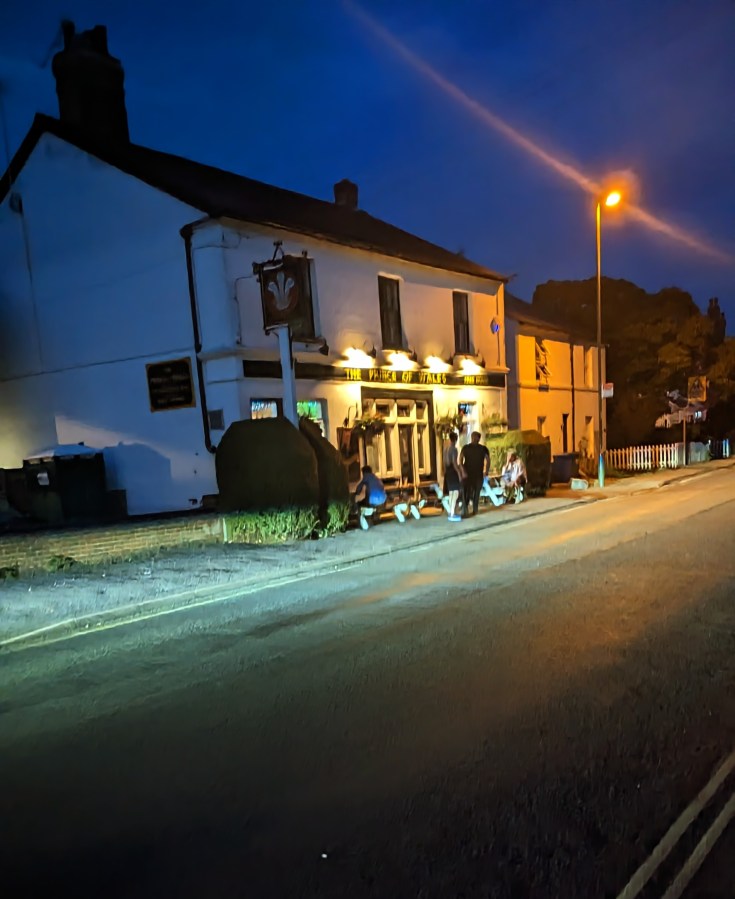 TOP 100 PUBS – THE PRINCE OF WALES,&nbsp;FARNBOROUGH