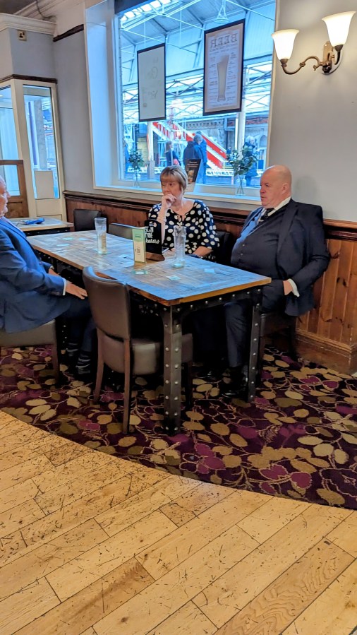 TOP UK RAILWAY STATION PUBS – No. 3,788. THE CREWE&nbsp;HERO