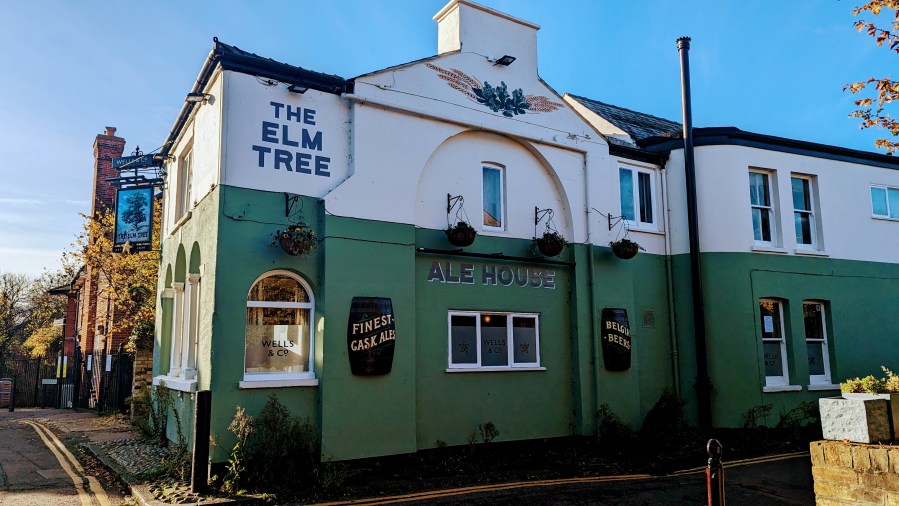 TOP 100 PUBS – THE ELM TREE,&nbsp;CAMBRIDGE