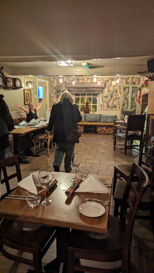 A THORN BETWEEN EIGHT&nbsp;ROSES