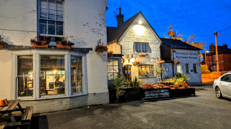 HALF A DOZEN PUBS IN EVERY GBG COUNTY. No. 40 –&nbsp;SURREY
