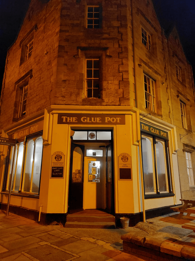 HALF A DOZEN PUBS IN EVERY GBG COUNTY.  No. 47 –&nbsp;WILTSHIRE