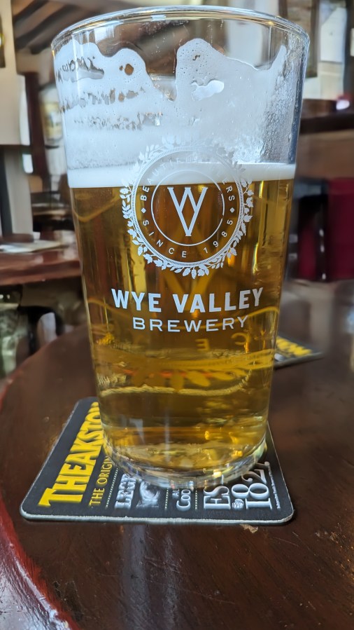 TOP 100 PUBS – THE LITTLE MAN,&nbsp;WETTENHALL