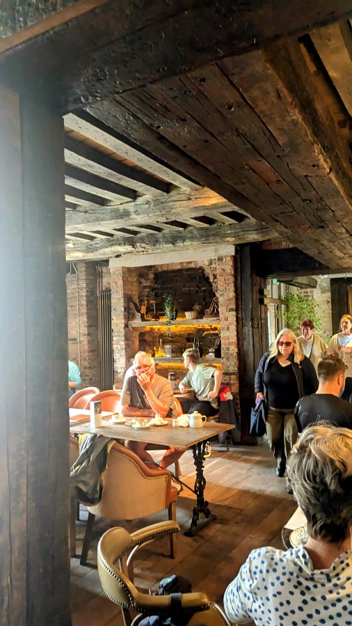 PLEASED TO MEET YOU,&nbsp;MORPETH