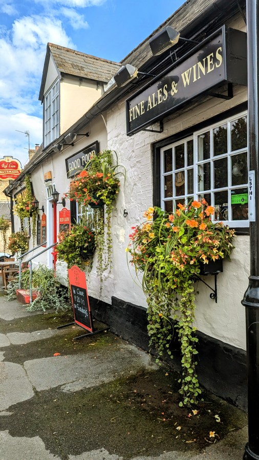 TOP 100 PUBS – THE RED LION, SWAFFHAM&nbsp;PRIOR