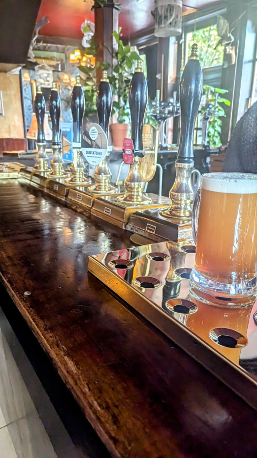 DOING THE LAMBETH WALK,&nbsp;OI