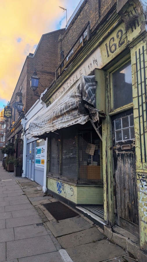CAMDEN PUBS SEEN FROM THE NUMBER&nbsp;46