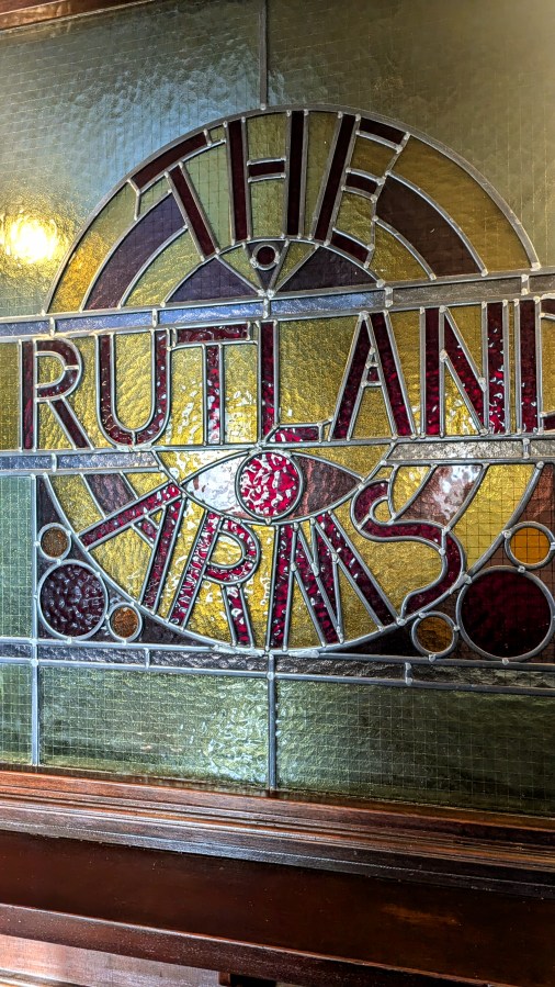 IS THE RUTLAND ARMS A TOP 3 PUB&nbsp;?