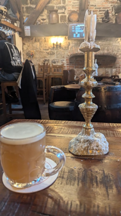 VAN DE GRAAF GENERATOR IN YORK’S HOUSE OF THE TREMBLING&nbsp;MADNESS