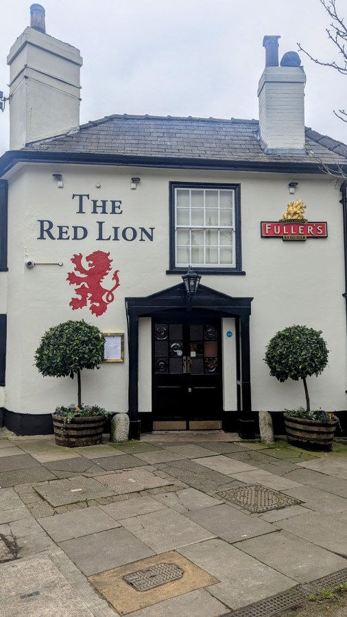 THE RED LION ON HILLINGDON&nbsp;HILL