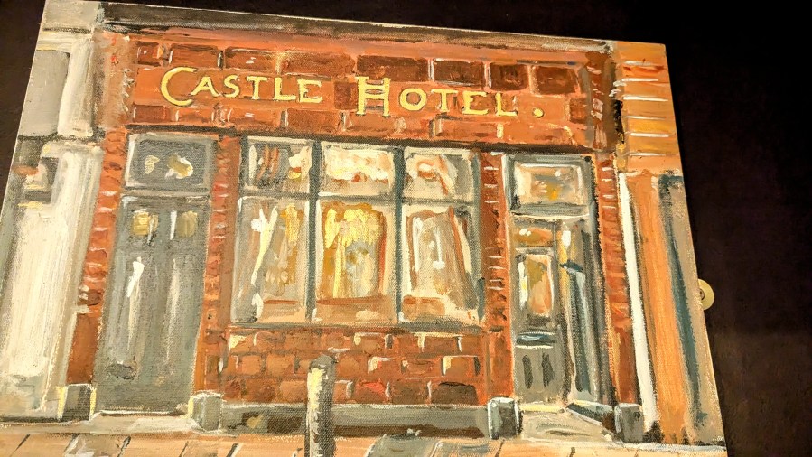 ALL THE PUBS IN THE MANCHESTER BEER BOOK – THE CASTLE&nbsp;HOTEL