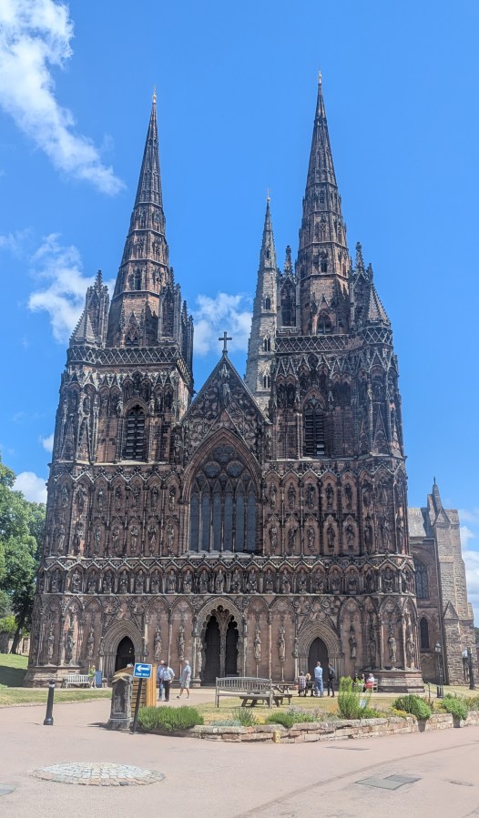 LICHFIELD CATHEDRAL HONOURS THE MICROPUB&nbsp;HOURS