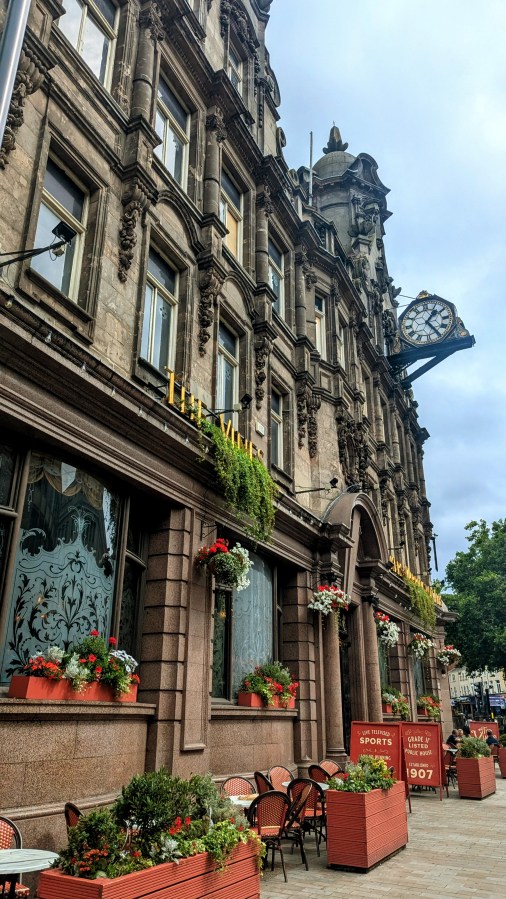 SCANADALOUSLY, MY FIRST TIME IN LIVERPOOL’S VINES