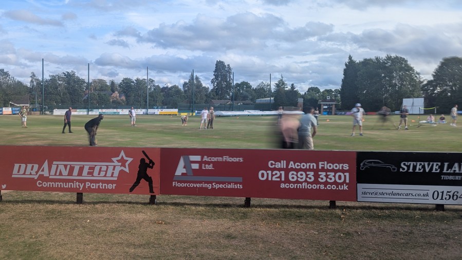WHAT A RACQUET !  DISASTER DODGED IN&nbsp;DORRIDGE