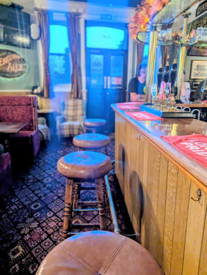 A DASH FOR THE RAILWAY,&nbsp;CARSHALTON