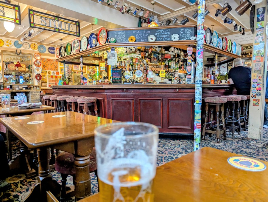 TOP 100 PUBS – THE MASONS ARMS,&nbsp;TEDDINGTON